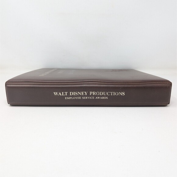 Walt Disney Productions Employee Service Awards 3 Ring Binder Mickey Mouse Rare - Picture 3 of 8